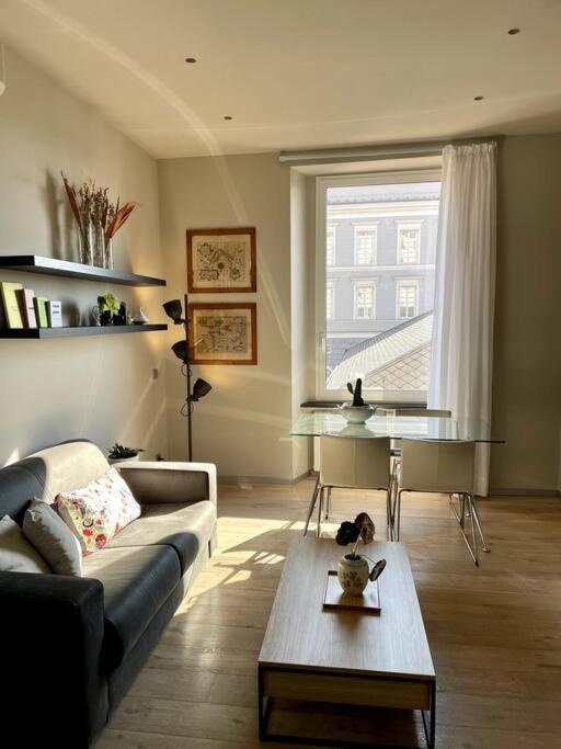 Overlooking The Porto Antico Of Genoa Apartment ภายนอก รูปภาพ